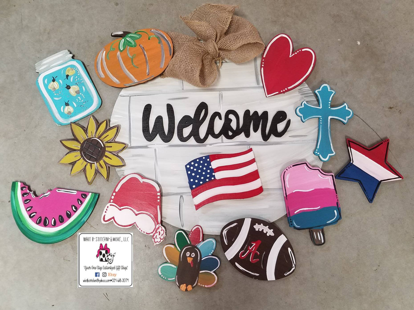 Interchangeable door hanger, multi seasonal door hanger, year round door hanger, welcome door hanger